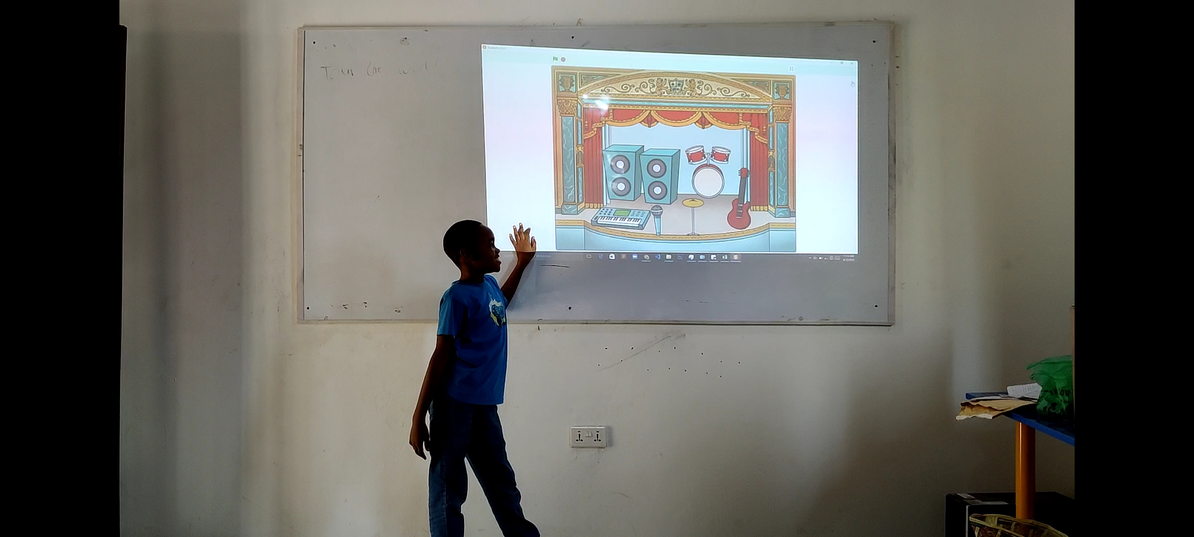Student presenting his project